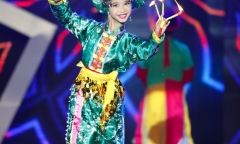 Hình ảnh đời thường tinh nghịch của ‘Thị Màu’ Đức Vĩnh